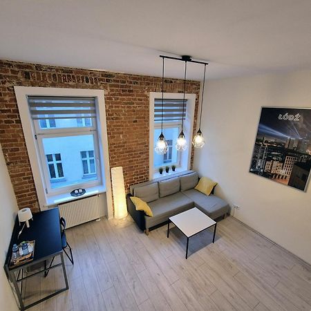 Klimatyczny Apartament W Magicznym Miejscu Лодзь Экстерьер фото